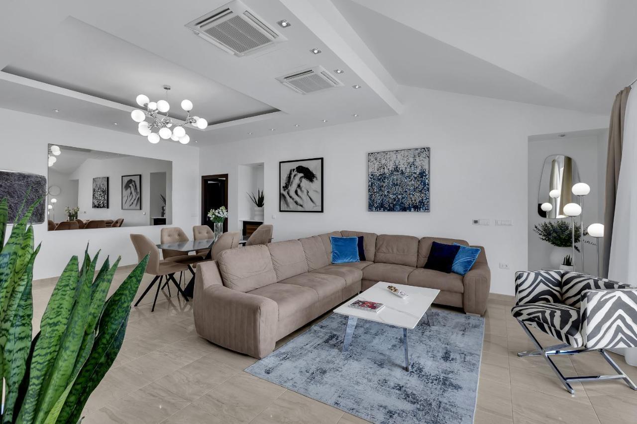 Apartment Star Makarska Bagian luar foto